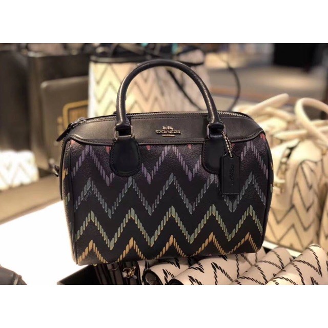 AMK.COACH.DOCTORS.SLING.BAG.